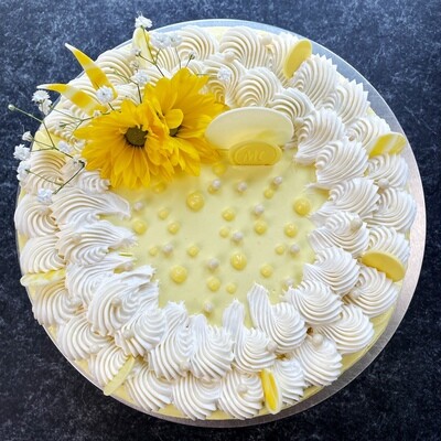 Lemon Buttercream Cake