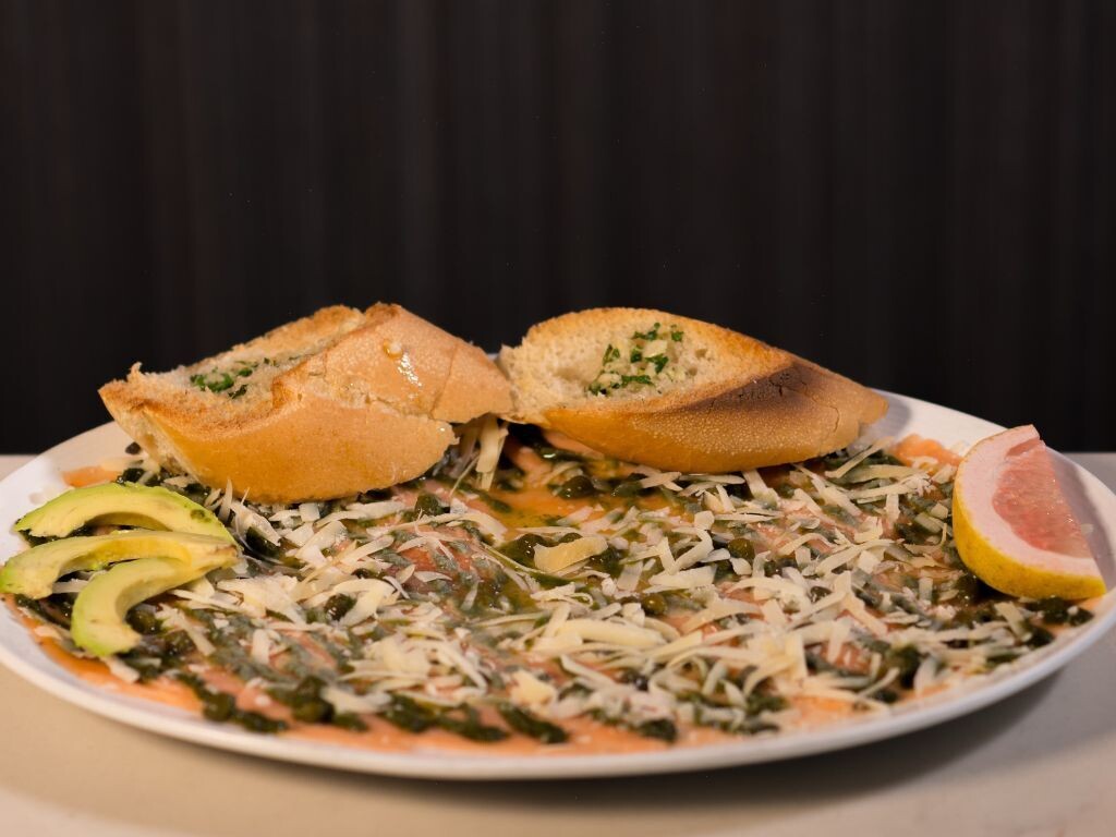Carpaccio De Salmon