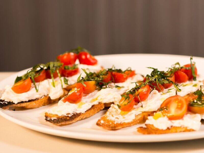 Bruchettas Di Burrata