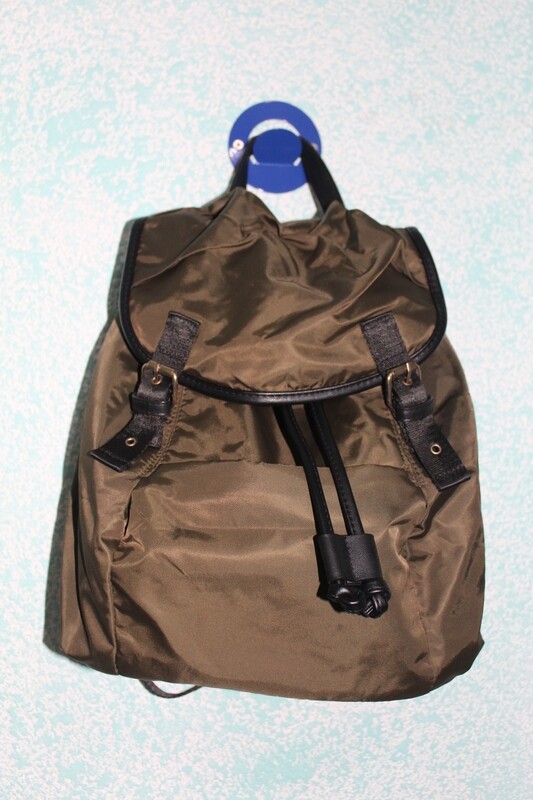 &quot;Mochila verde oscuro&quot;