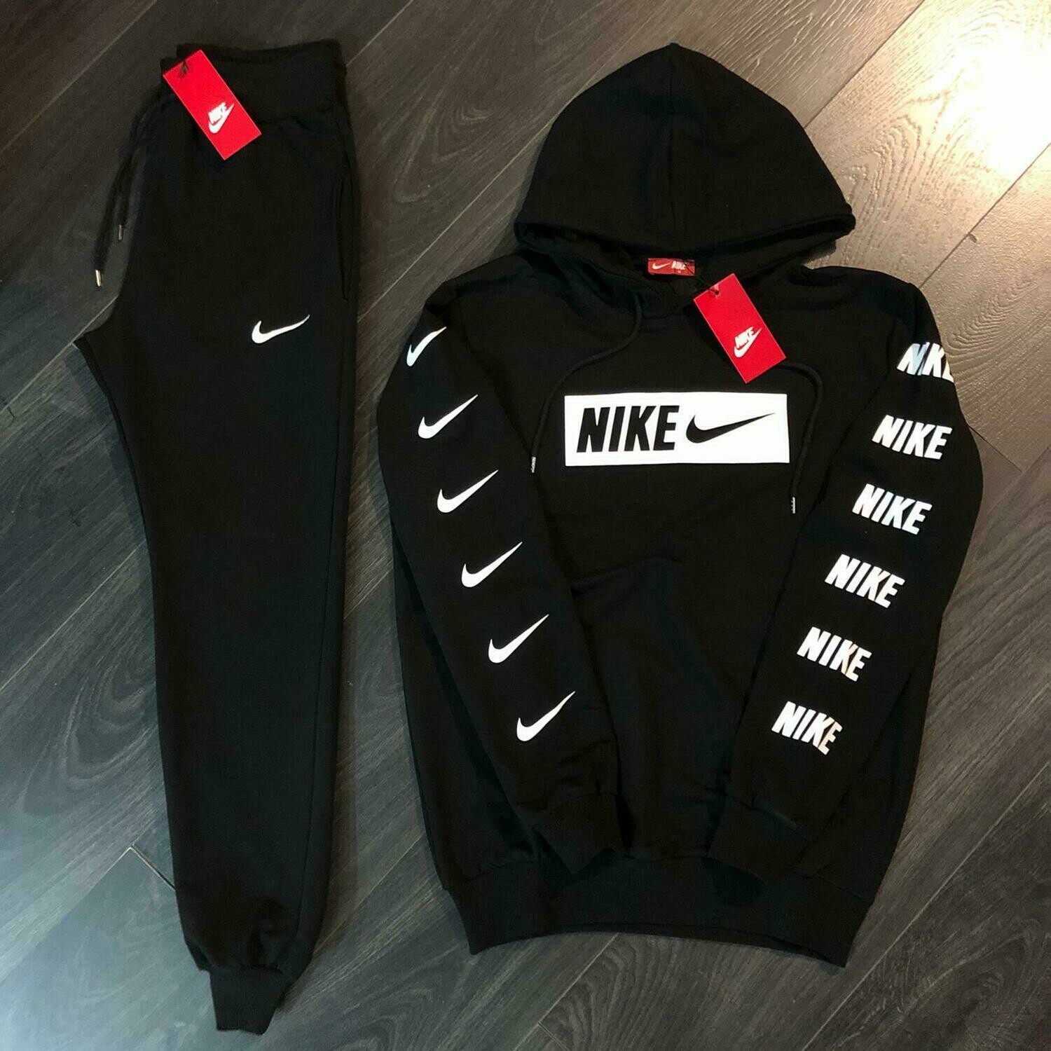 COLLECTION SPORT POUR HOMMES