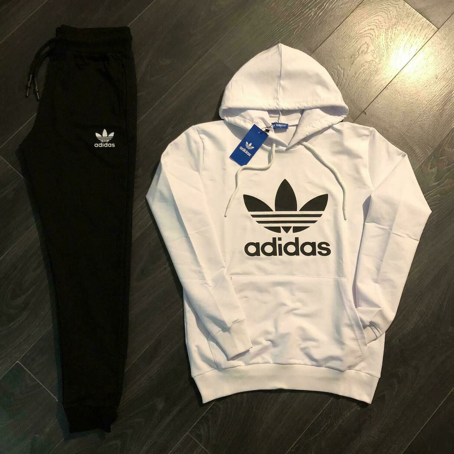 COLLECTION SPORT POUR HOMMES
