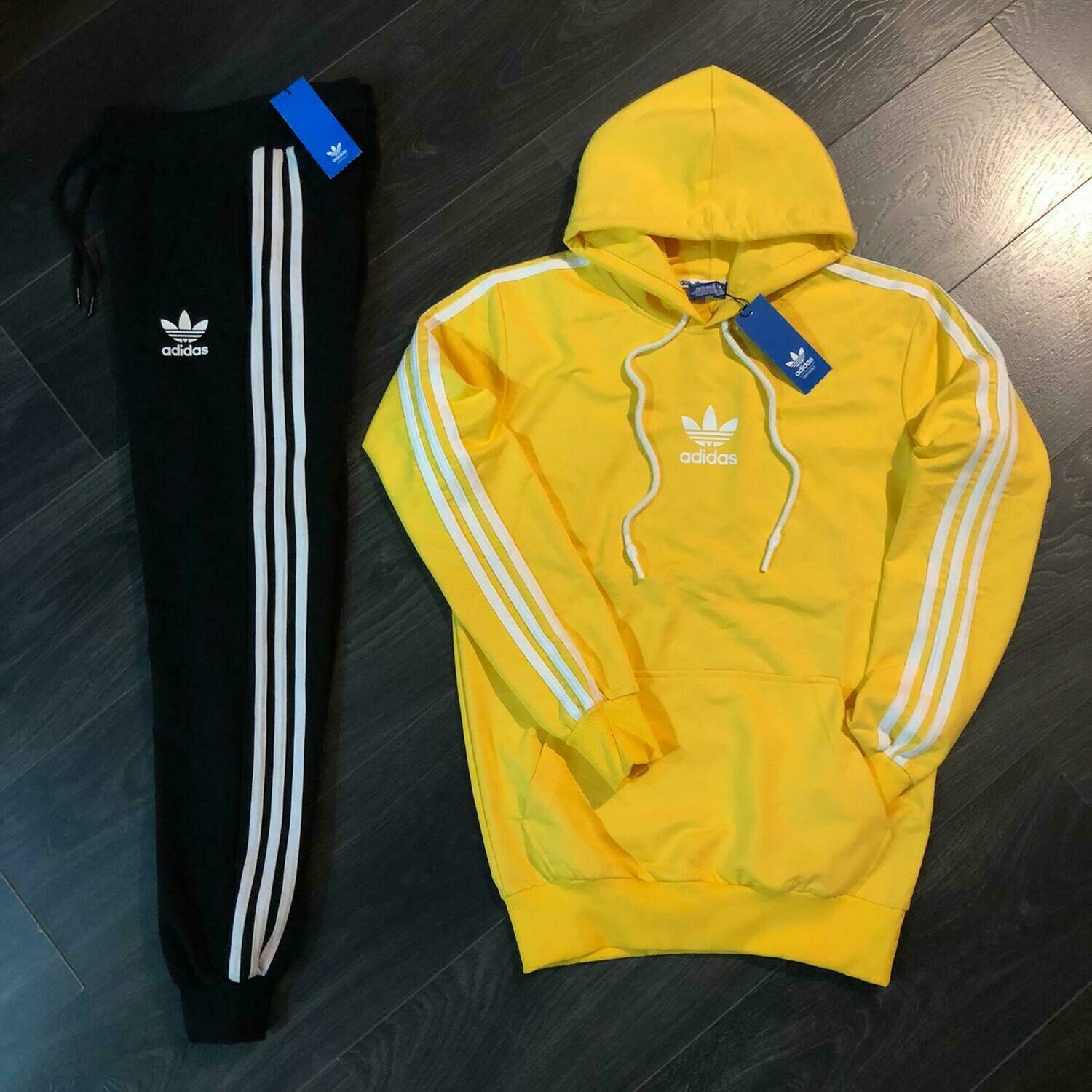 COLLECTION SPORT POUR HOMMES