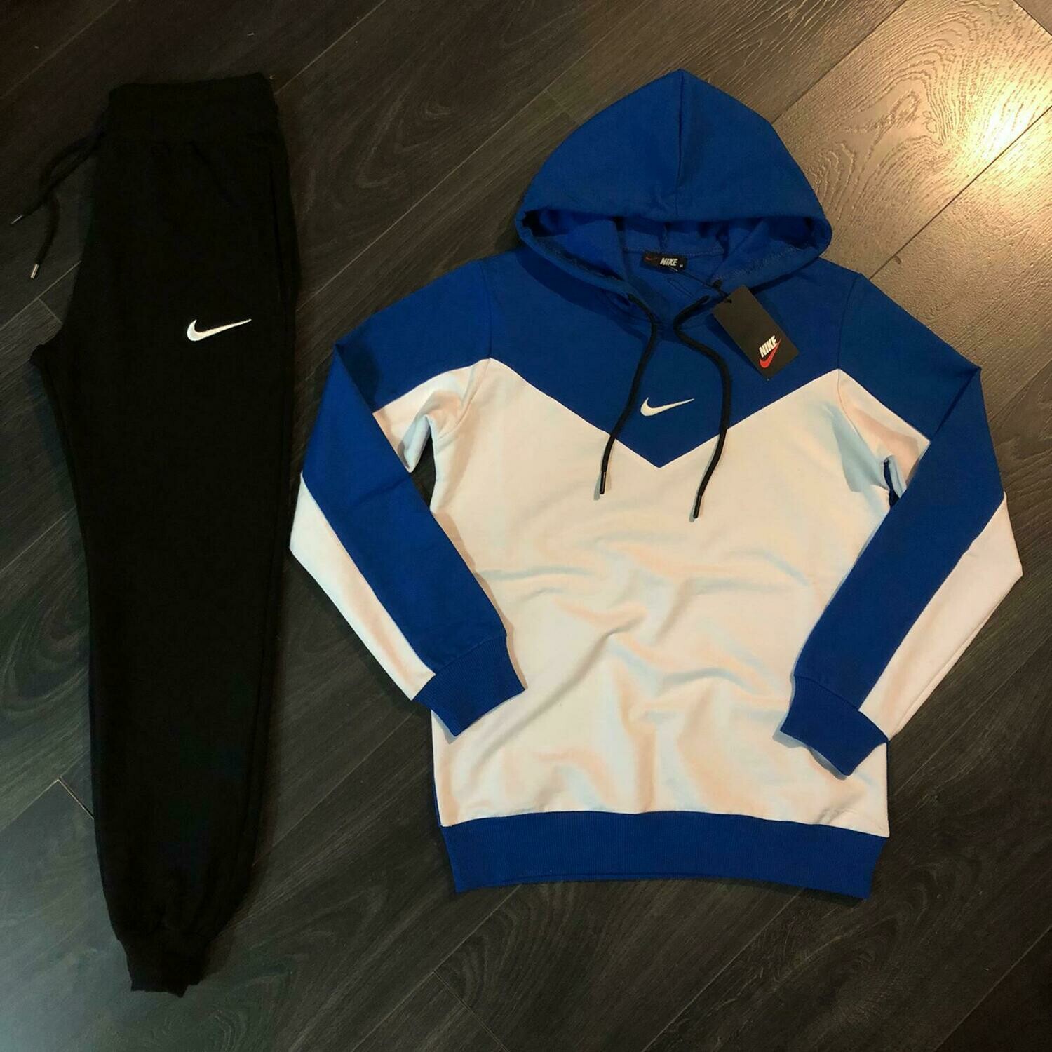 COLLECTION SPORT POUR HOMMES