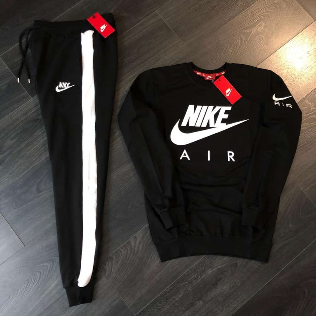 COLLECTION SPORT POUR HOMMES