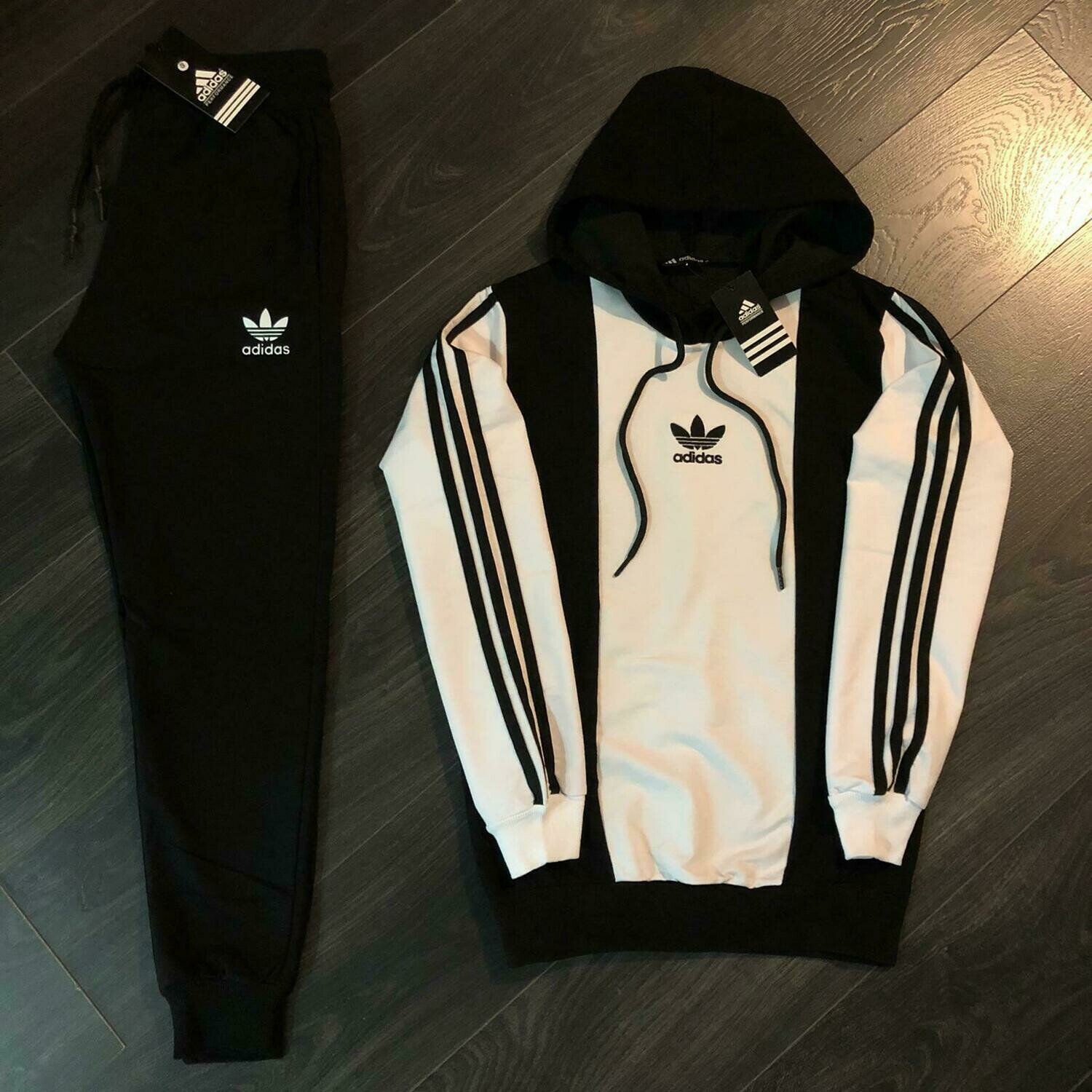 COLLECTION SPORT POUR HOMMES
