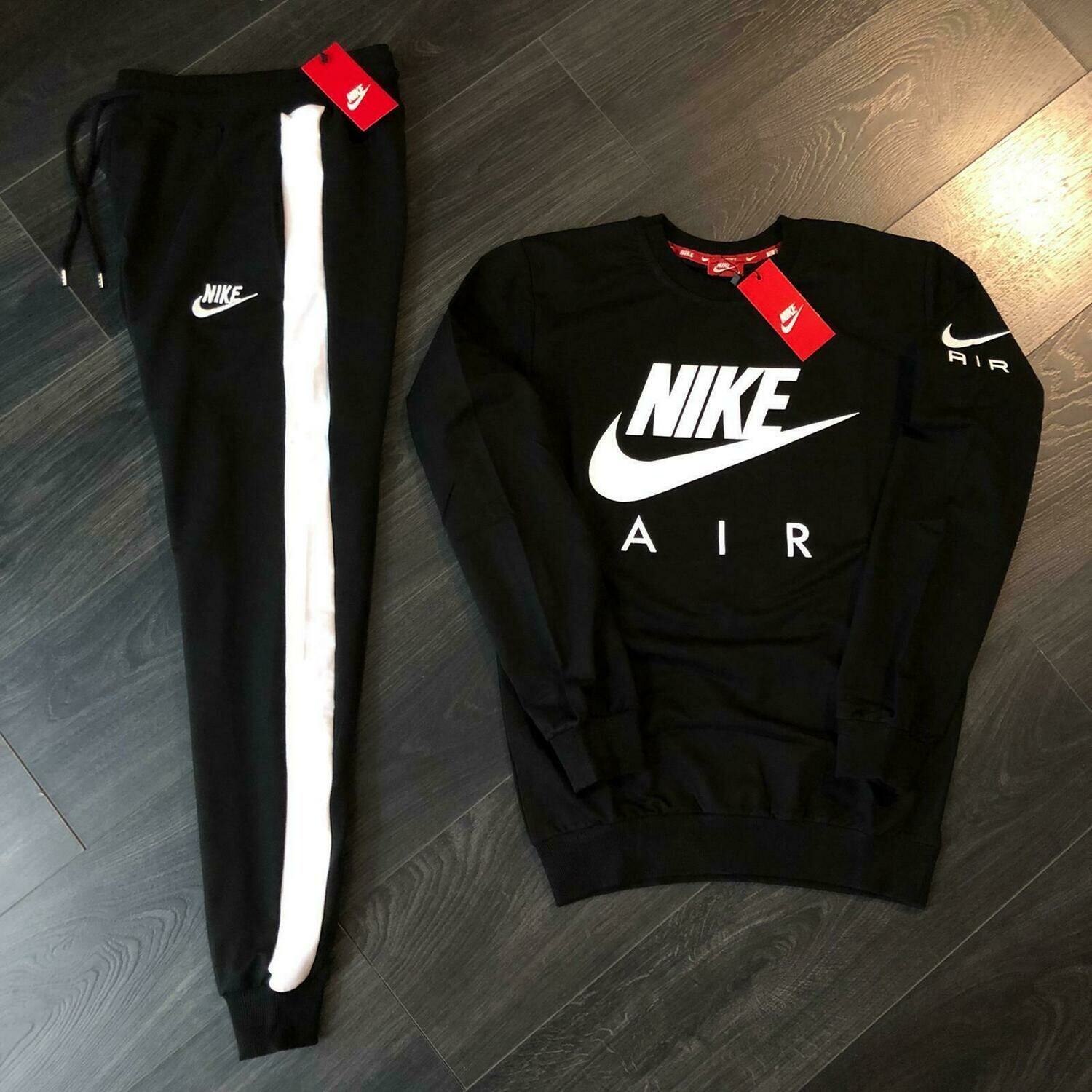 COLLECTION SPORT POUR HOMMES