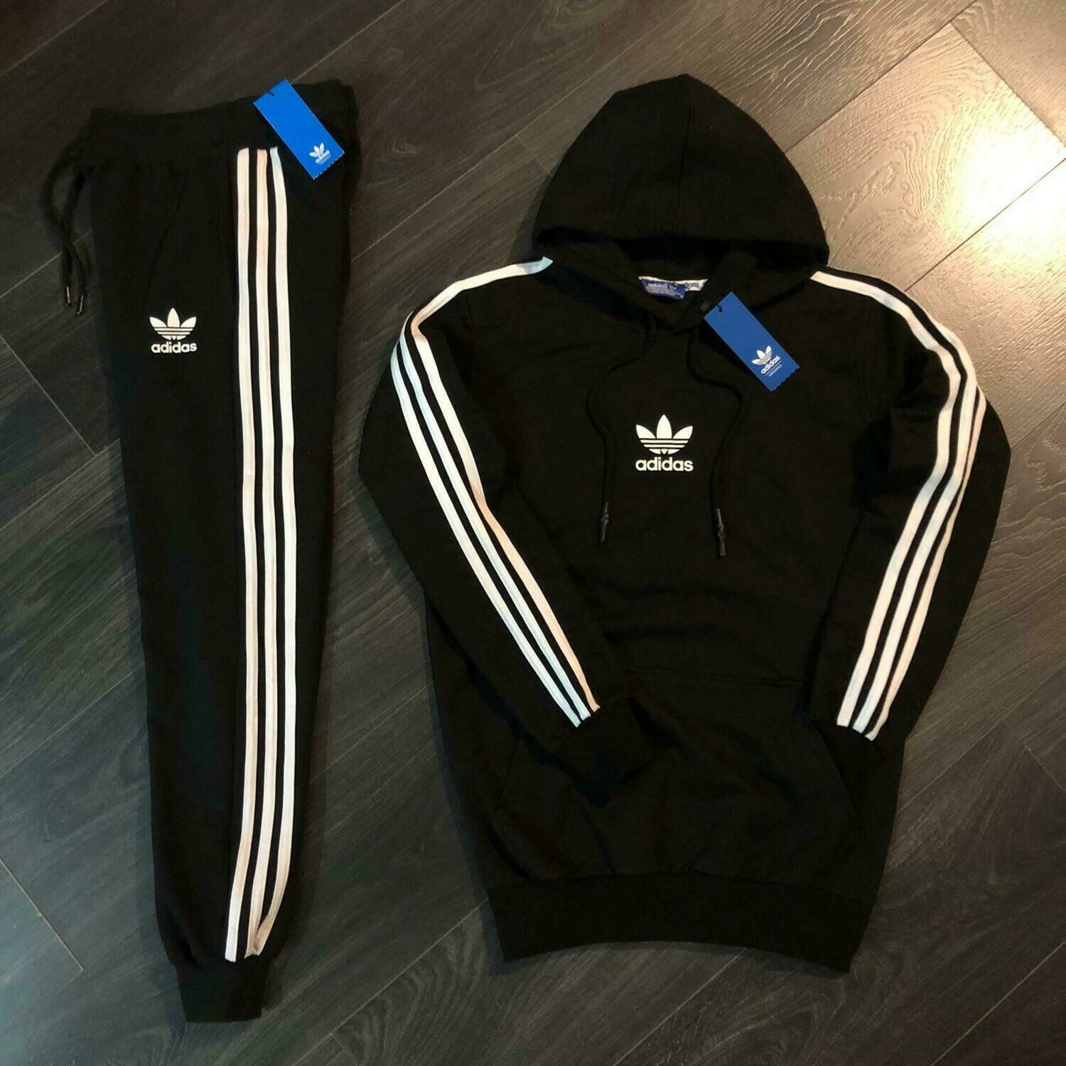 COLLECTION SPORT POUR HOMMES