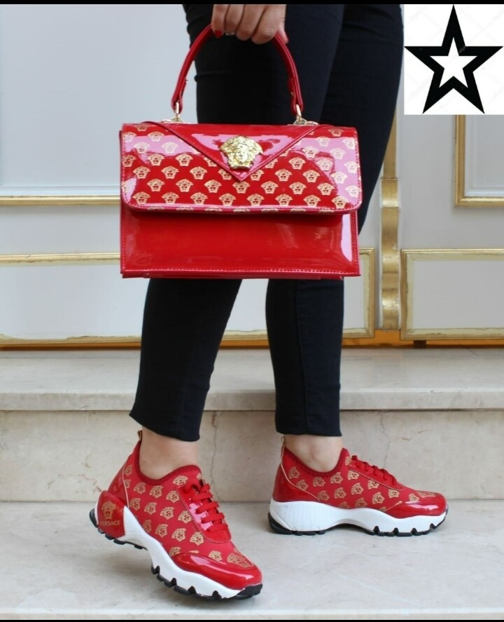CHAUSSURES ET SACS MARQUES POUR FEMMES