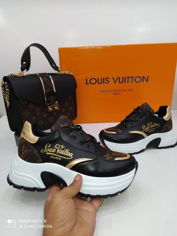 CHAUSSURES ET SACS MARQUES POUR FEMMES