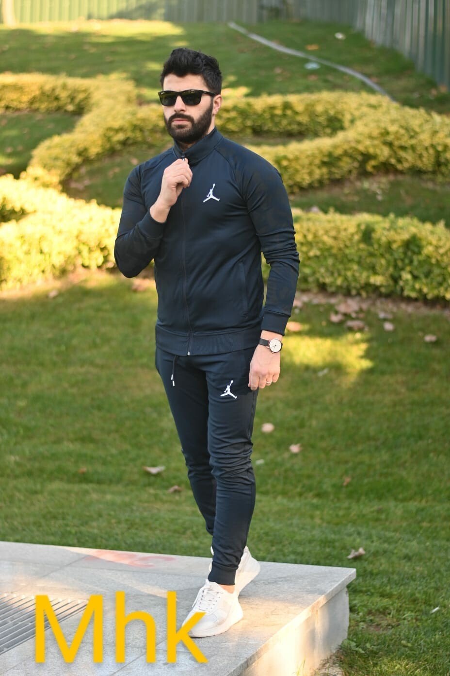 COLLECTION SPORT POUR HOMMES