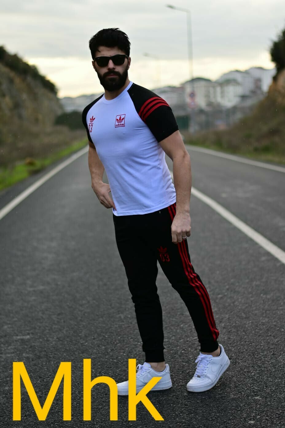 COLLECTION SPORT POUR HOMMES