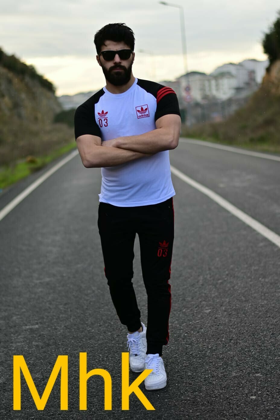 COLLECTION SPORT POUR HOMMES