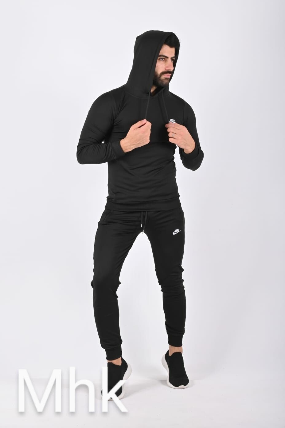 COLLECTION SPORT POUR HOMMES