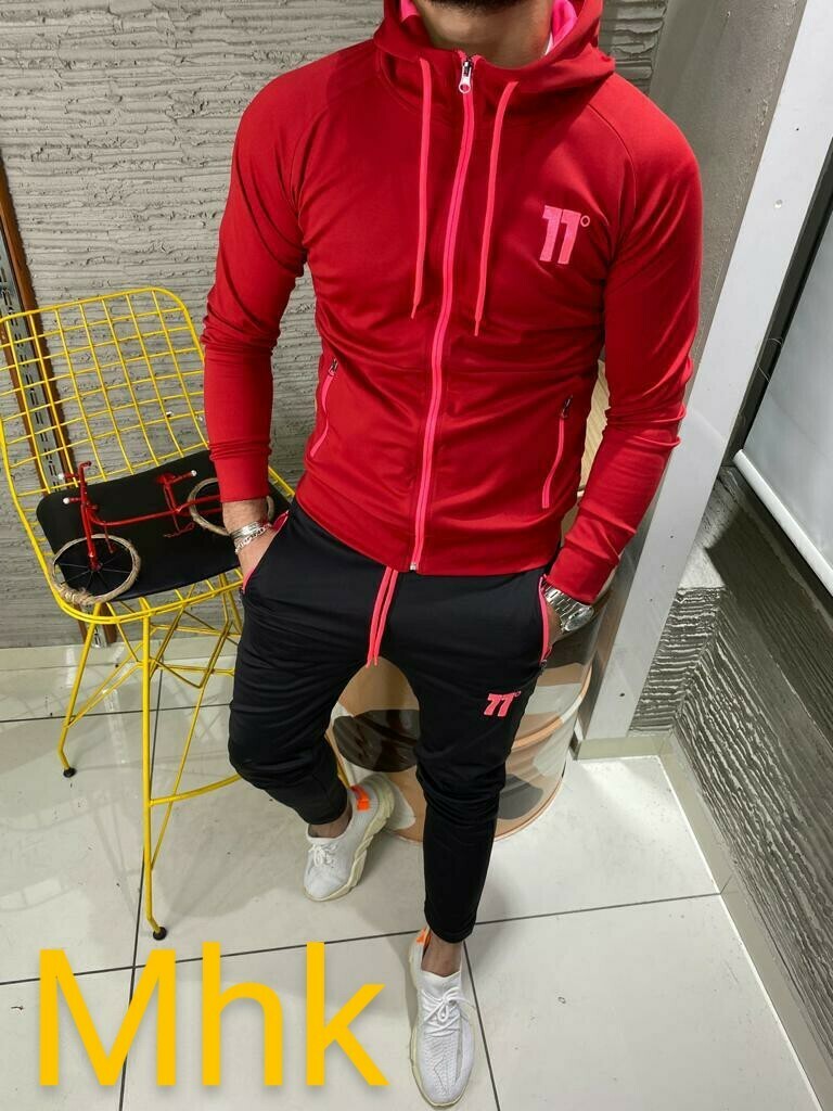 COLLECTION SPORT POUR HOMMES