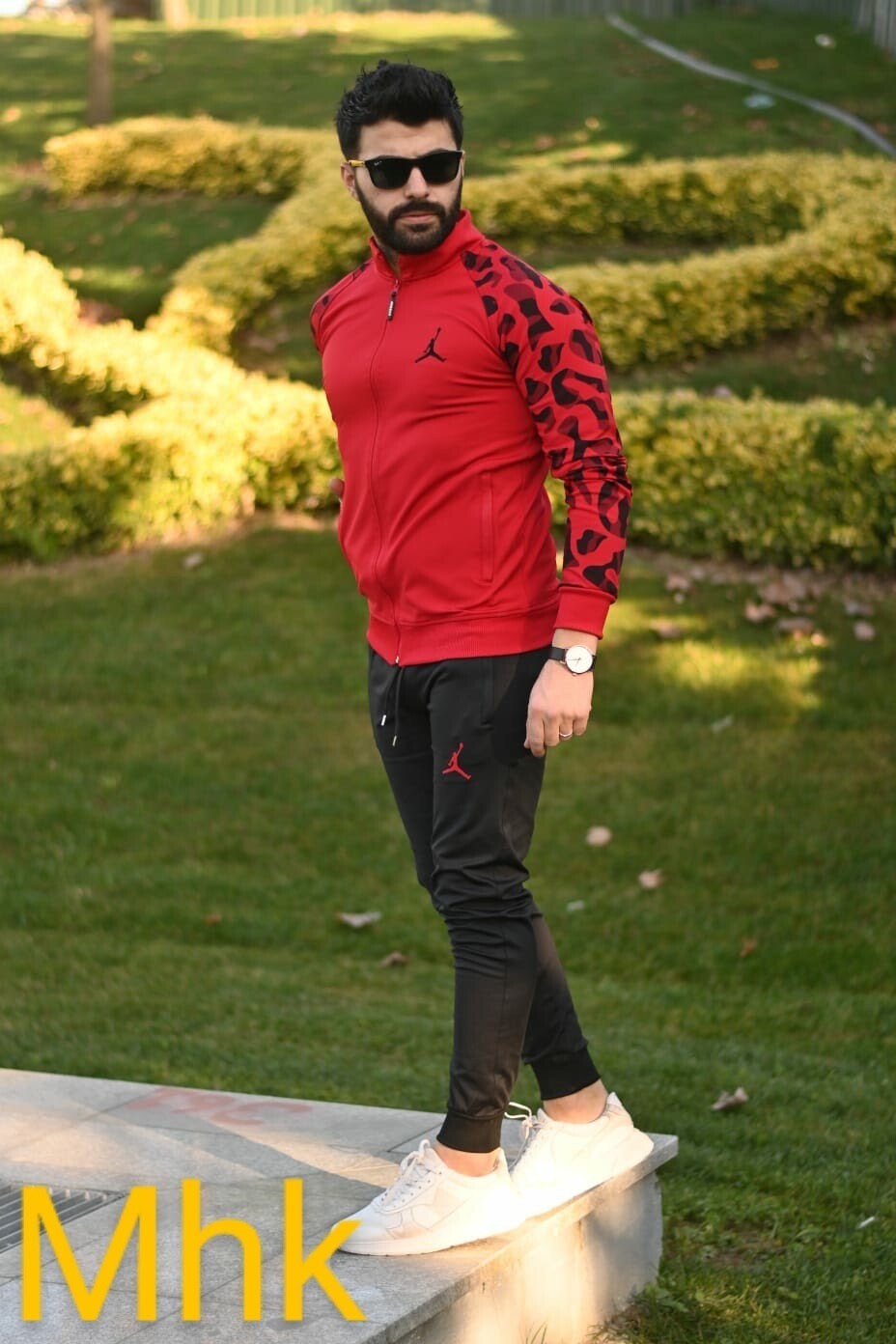 COLLECTION SPORT POUR HOMMES