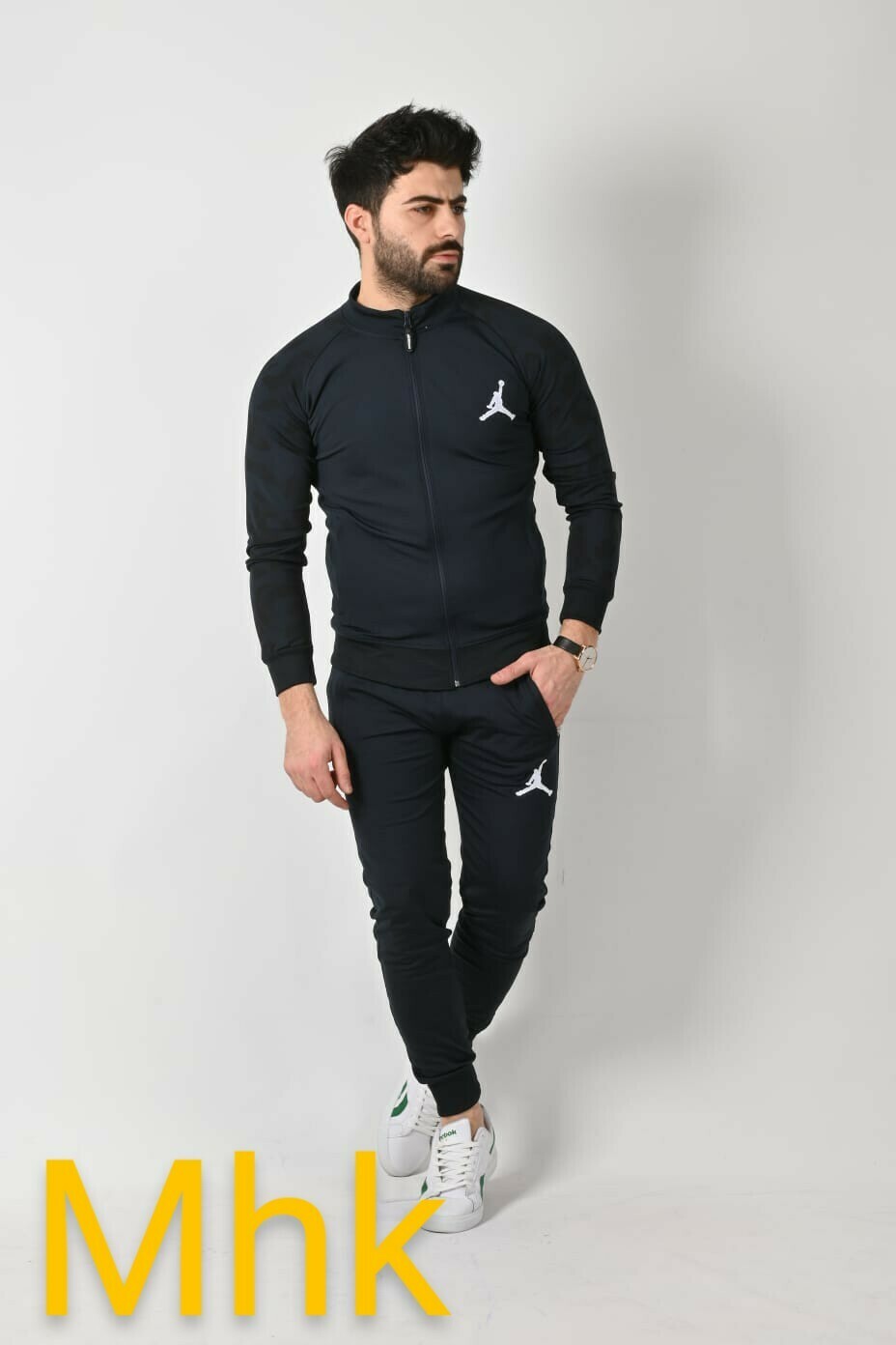 COLLECTION SPORT POUR HOMMES
