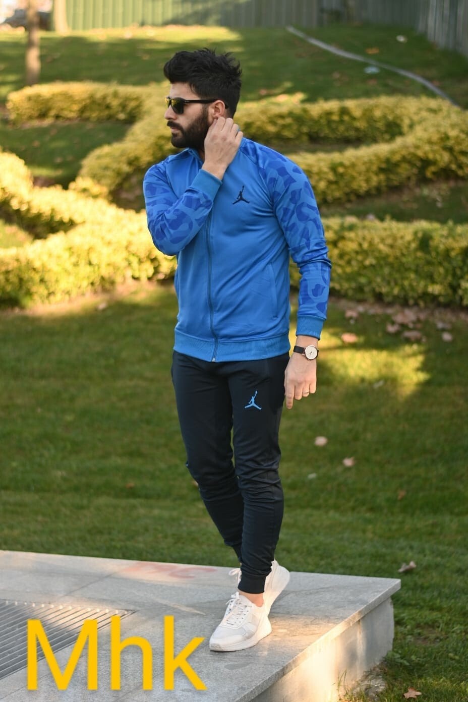 COLLECTION SPORT POUR HOMMES