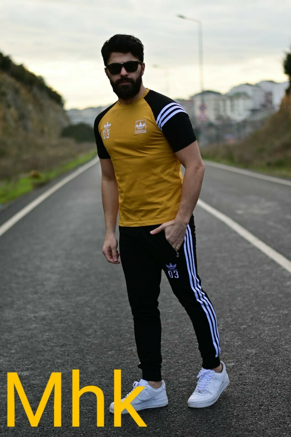 COLLECTION SPORT POUR HOMMES