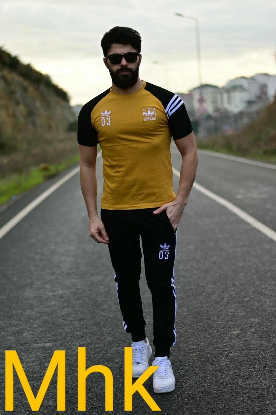 COLLECTION SPORT POUR HOMMES