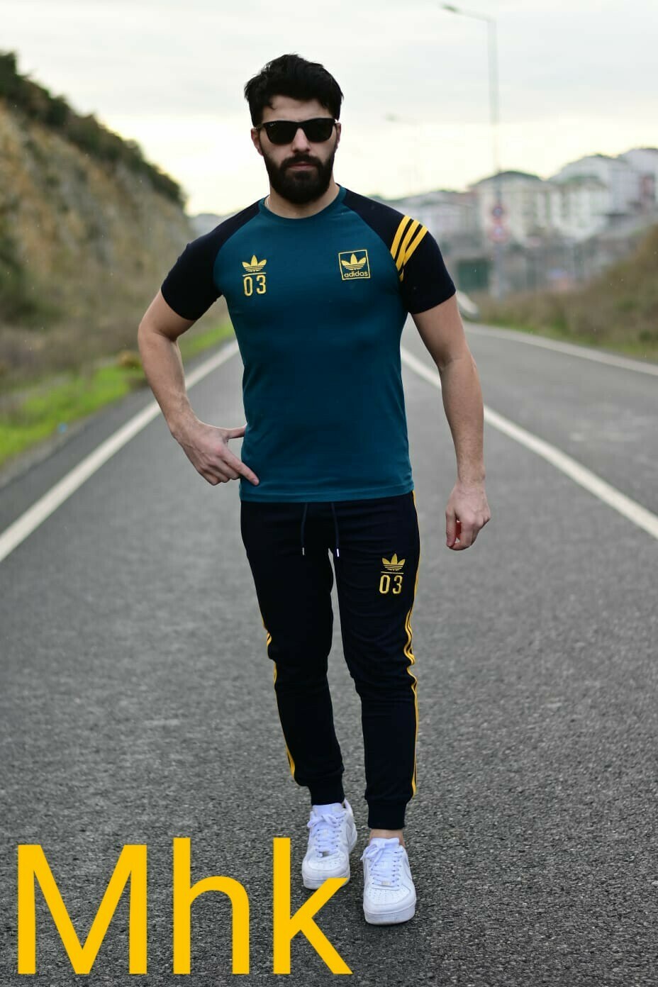 COLLECTION SPORT POUR HOMMES