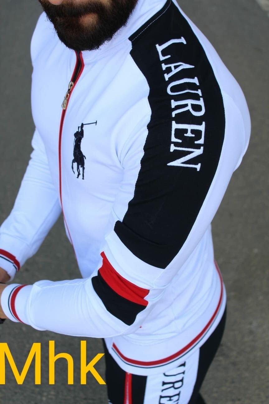 COLLECTION SPORT POUR HOMMES