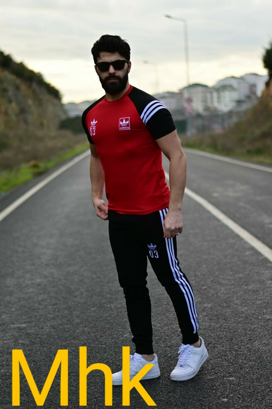 COLLECTION SPORT POUR HOMMES