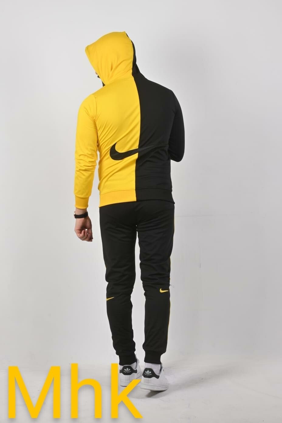 COLLECTION SPORT POUR HOMMES