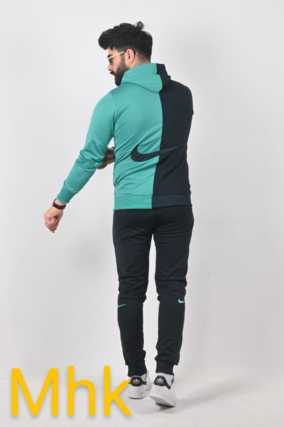 COLLECTION SPORT POUR HOMMES