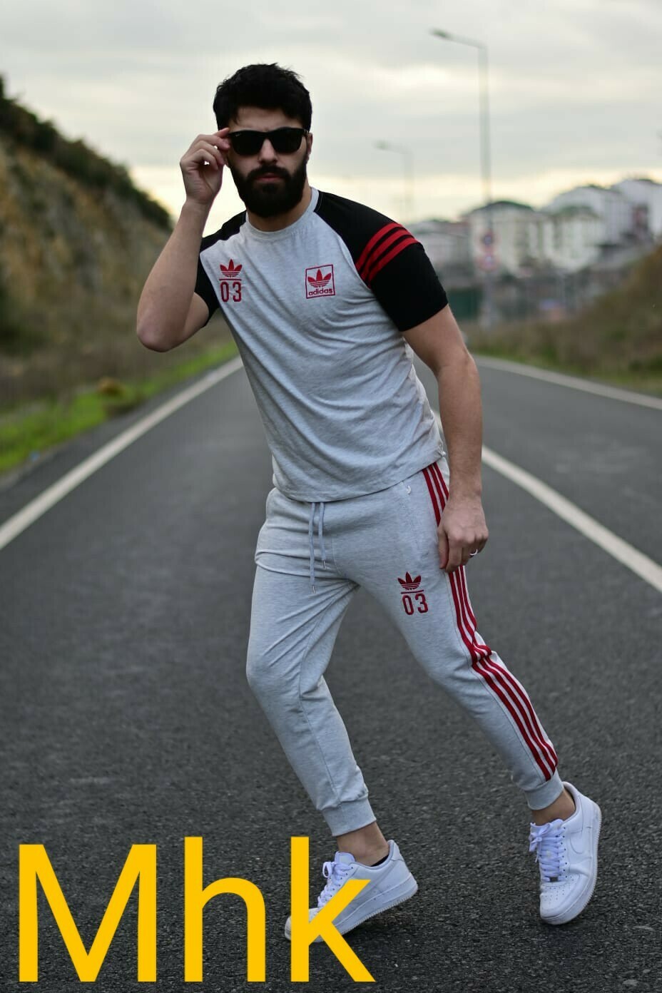 COLLECTION SPORT POUR HOMMES