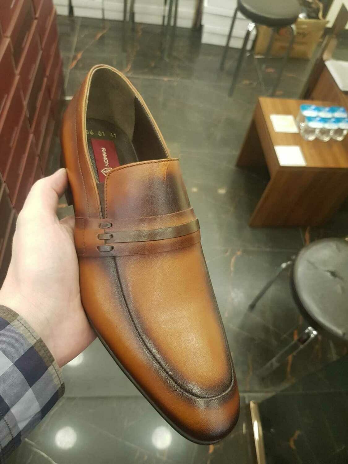 CHAUSSURES CLASSES  POUR HOMMES