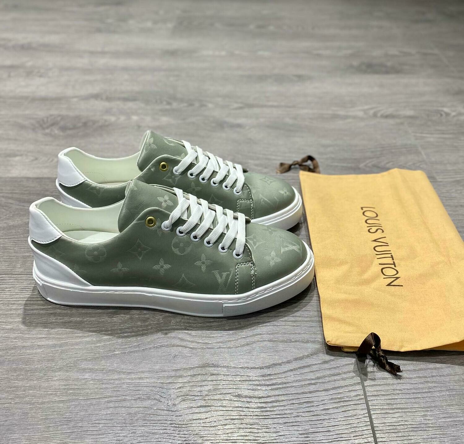 CHAUSSURES CLASSES  POUR HOMMES