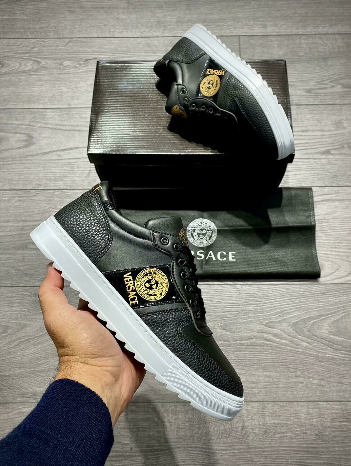 CHAUSSURES CLASSES  POUR HOMMES