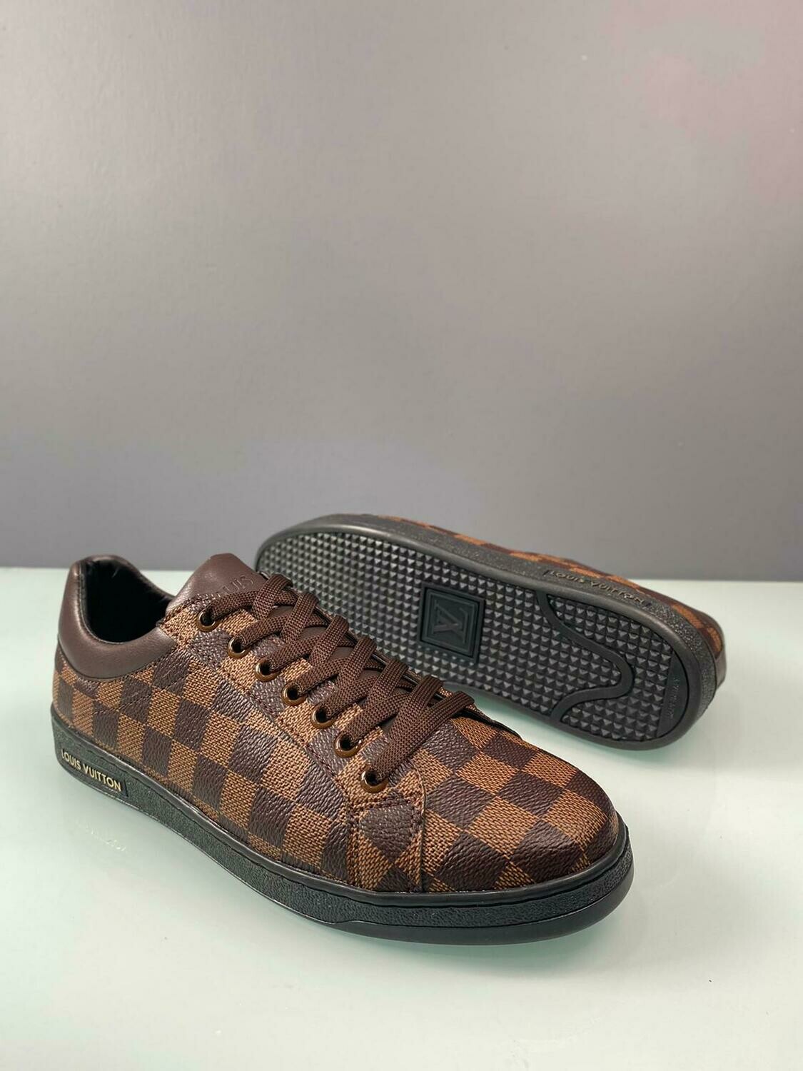 CHAUSSURES CLASSES  POUR HOMMES
