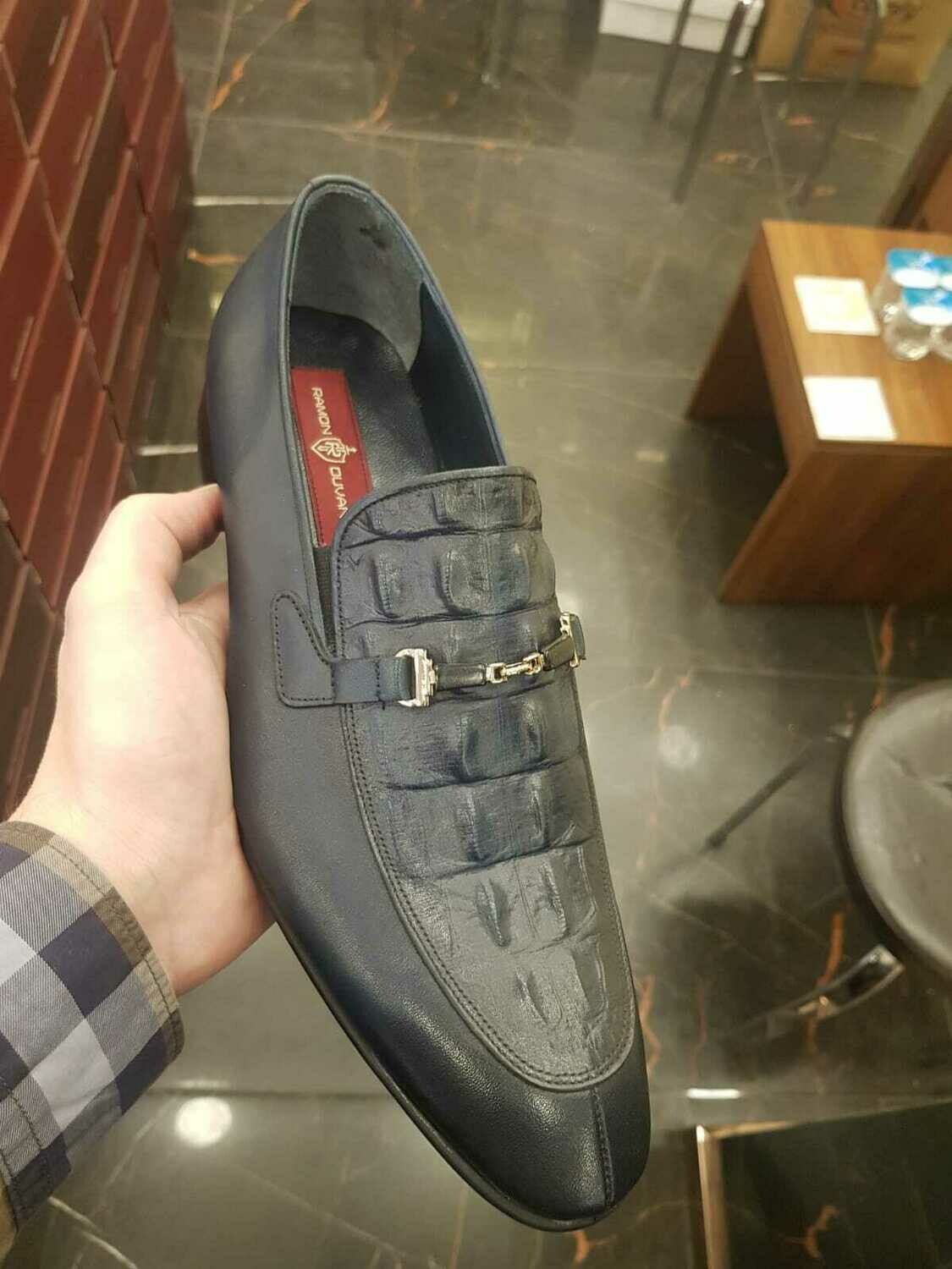 CHAUSSURES CLASSES  POUR HOMMES