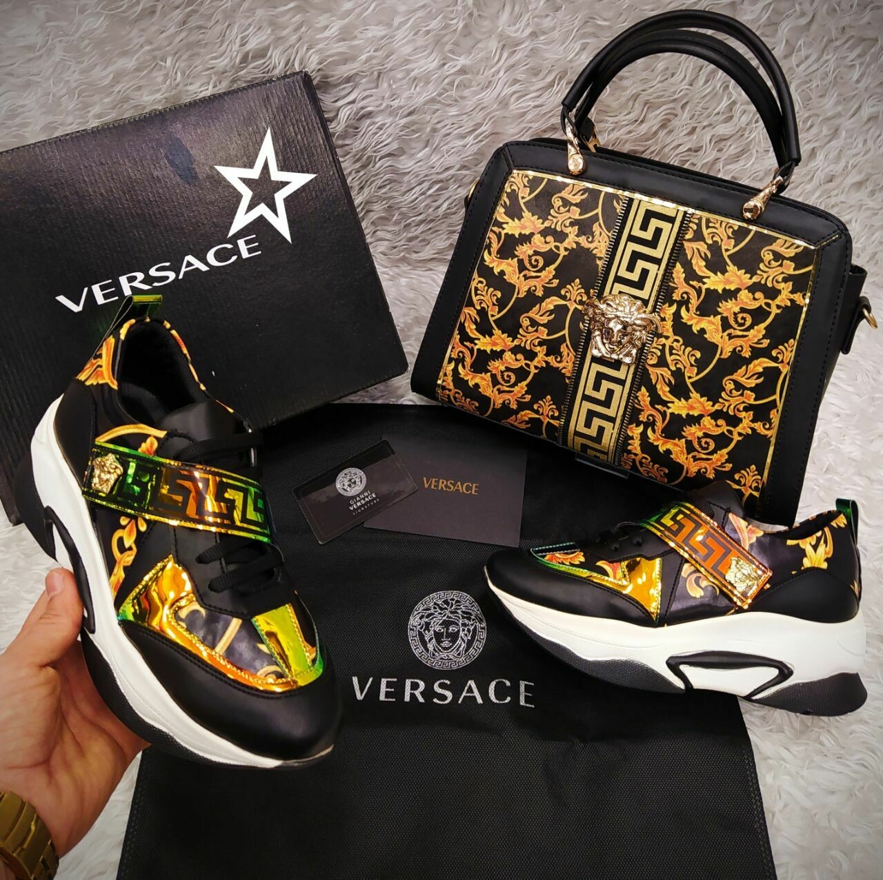 CHAUSSURES ET SACS MARQUES POUR FEMMES