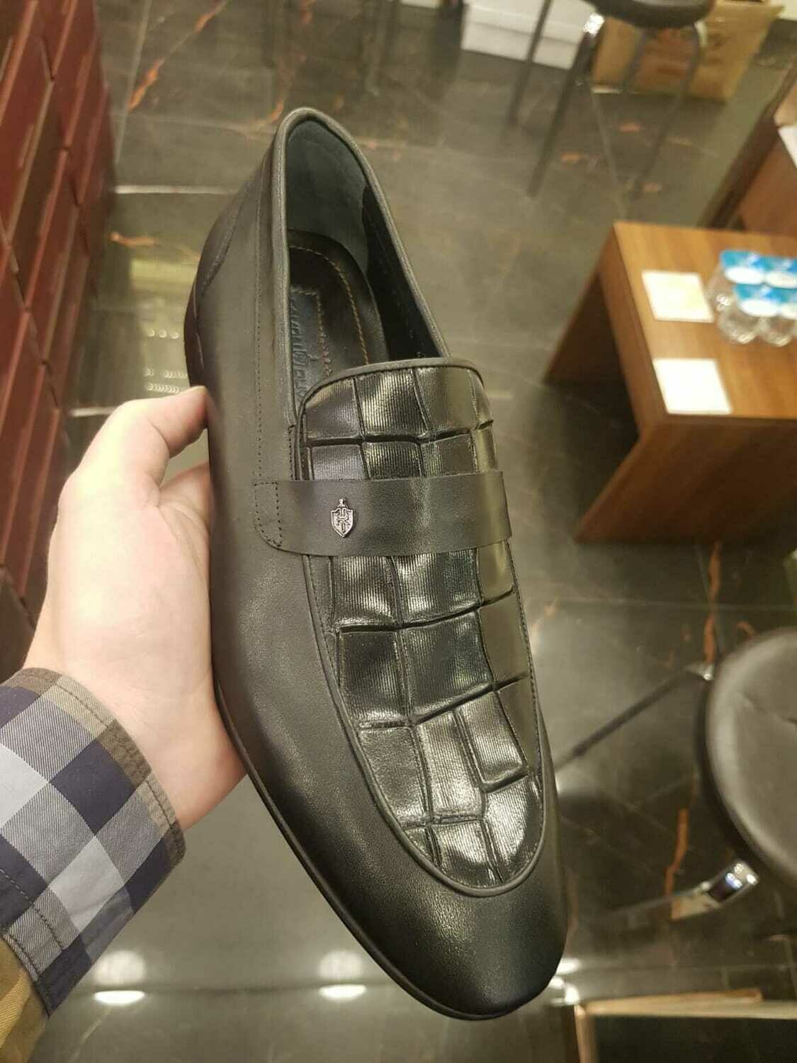 CHAUSSURES CLASSES  POUR HOMMES
