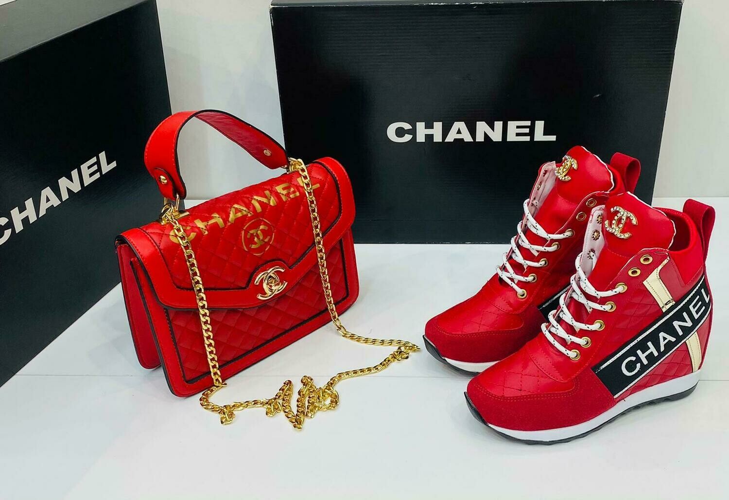 CHAUSSURES ET SACS MARQUES POUR FEMMES