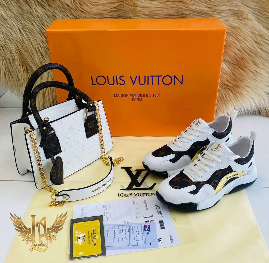 CHAUSSURES ET SACS MARQUES POUR FEMMES