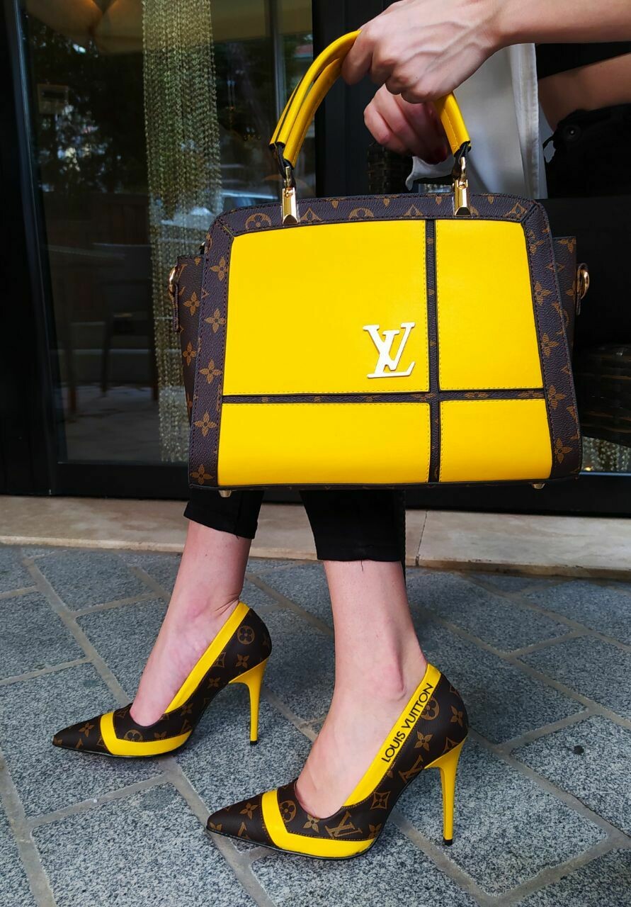 CHAUSSURES ET SACS MARQUES POUR FEMMES