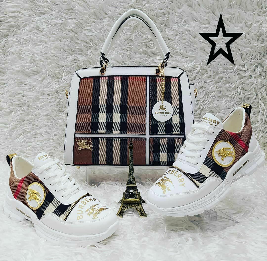 CHAUSSURES ET SACS MARQUES POUR FEMMES