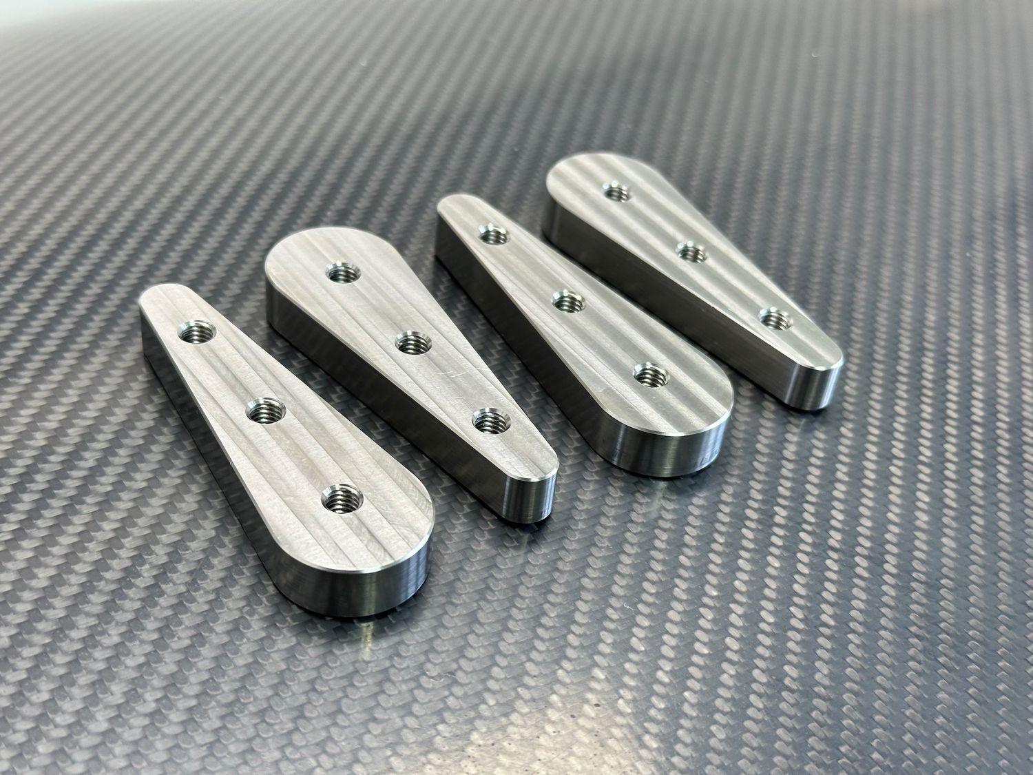 Titanium Splitter Skid Blocks