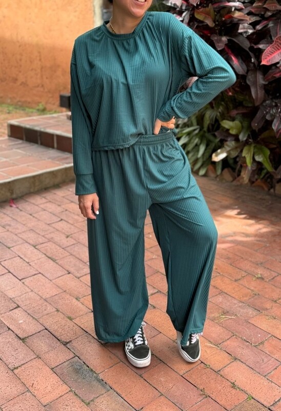 Set Casual Ligero - Green Ribbed Set -