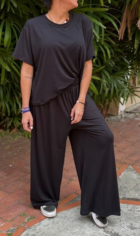 Set Casual Ligero - Black Ribbed Set -