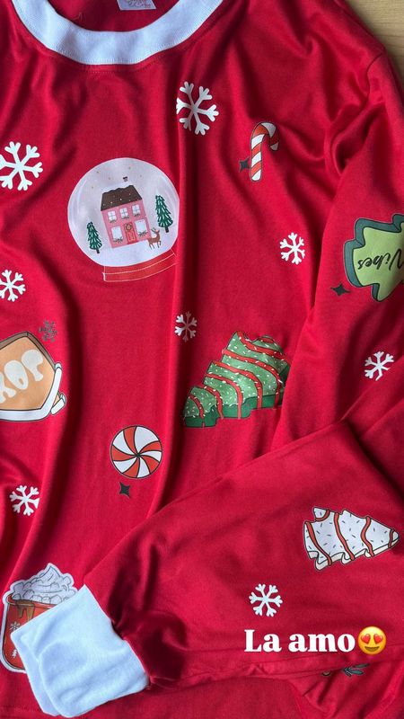 Pijama - CHRISTMAS CHARACTERS RED -