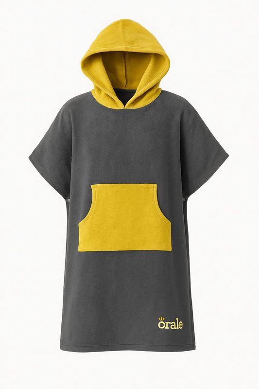 - Poncho Toalla Negro/Amarillo -