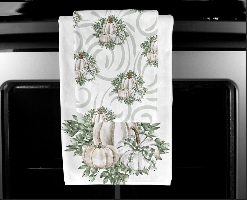 White Pumpkin and Sage Towel Set