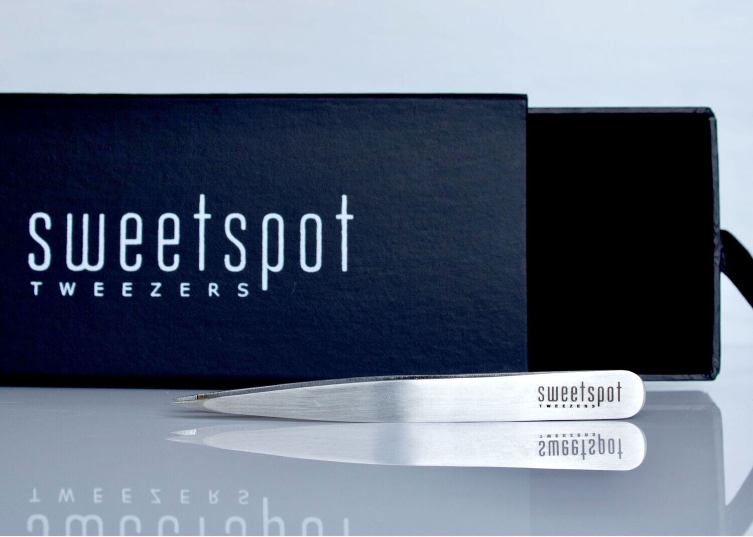 Pointed Brow Tweezer