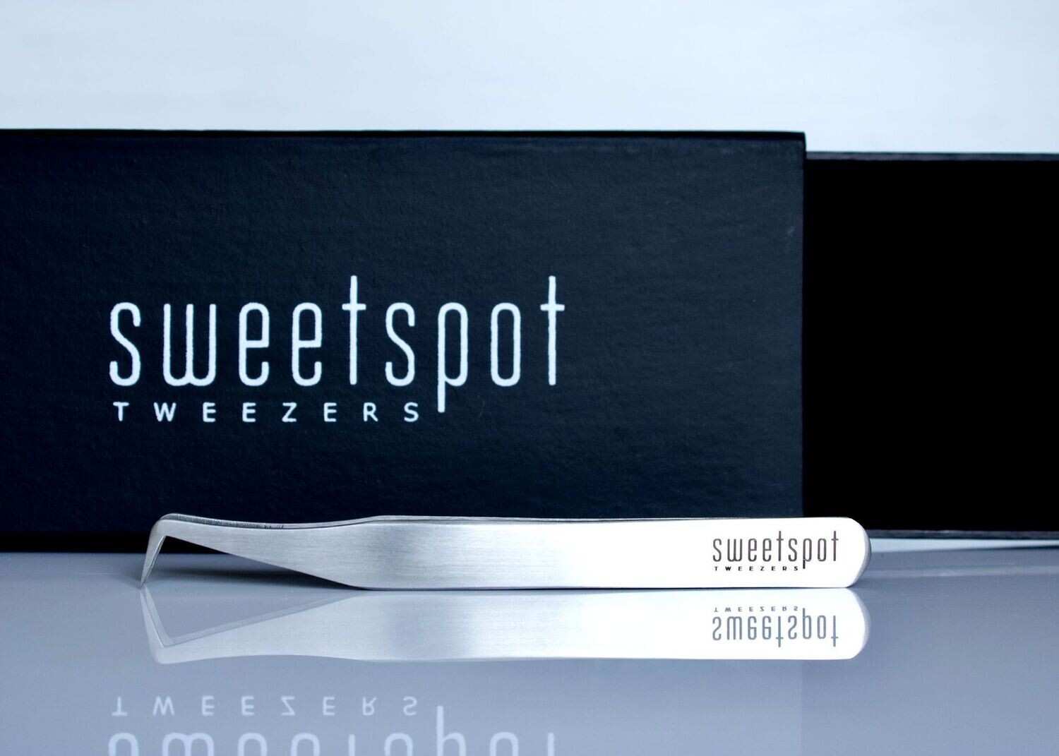 Long Boot Volume Lash Tweezer
