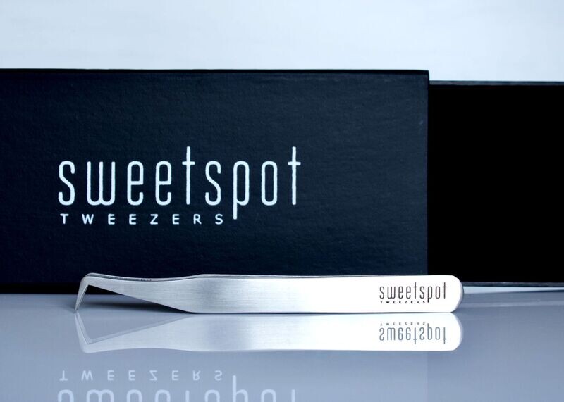 Long Boot Volume Lash Tweezer